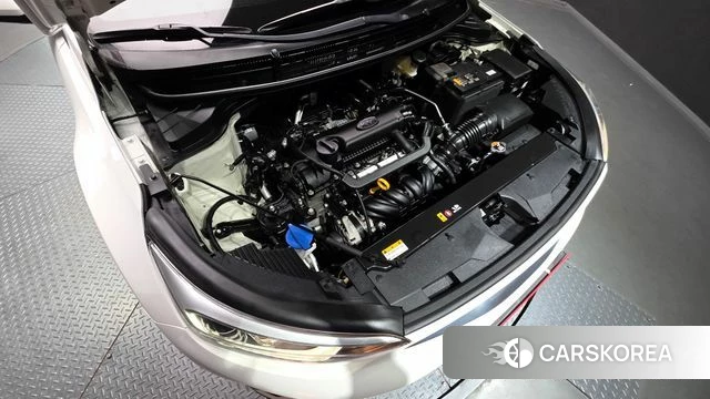 Kia Stonic id 4900035 из Кореи 16