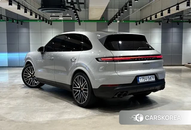 Porsche Cayenne (PO536) id 3624525 из Кореи 16