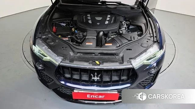 Maserati Levante id 3772400 из Кореи 16