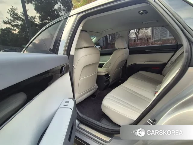 Hyundai Grandeur Hybrid (GN7) id 3462550 из Кореи 8