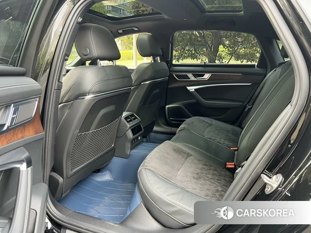 Audi A6L id 4260209 из Китая 7