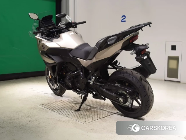 Honda NT1100 id 4367914 из Японии 6