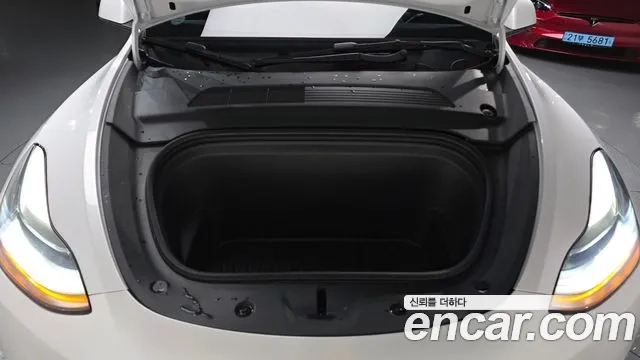 Tesla Model Y id 2880172 из Кореи 16