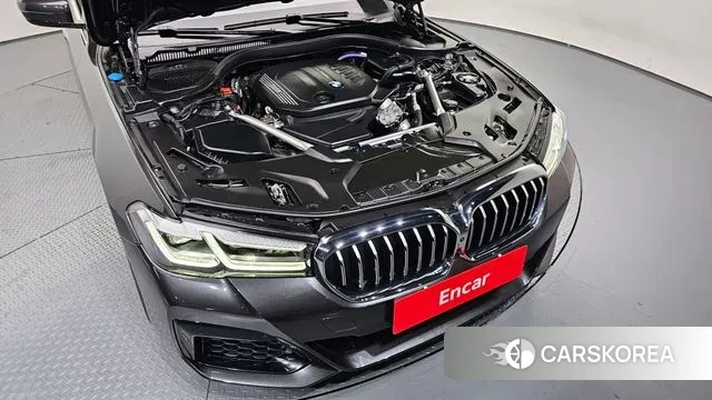 BMW 5 Series (G30) id 3620341 из Кореи 16