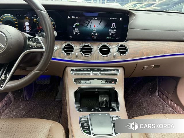 Mercedes-Benz E-class id 4278748 из Китая 31