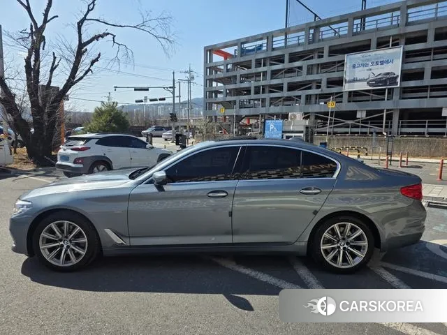 BMW 5 Series (G30) id 3757092 из Кореи 16