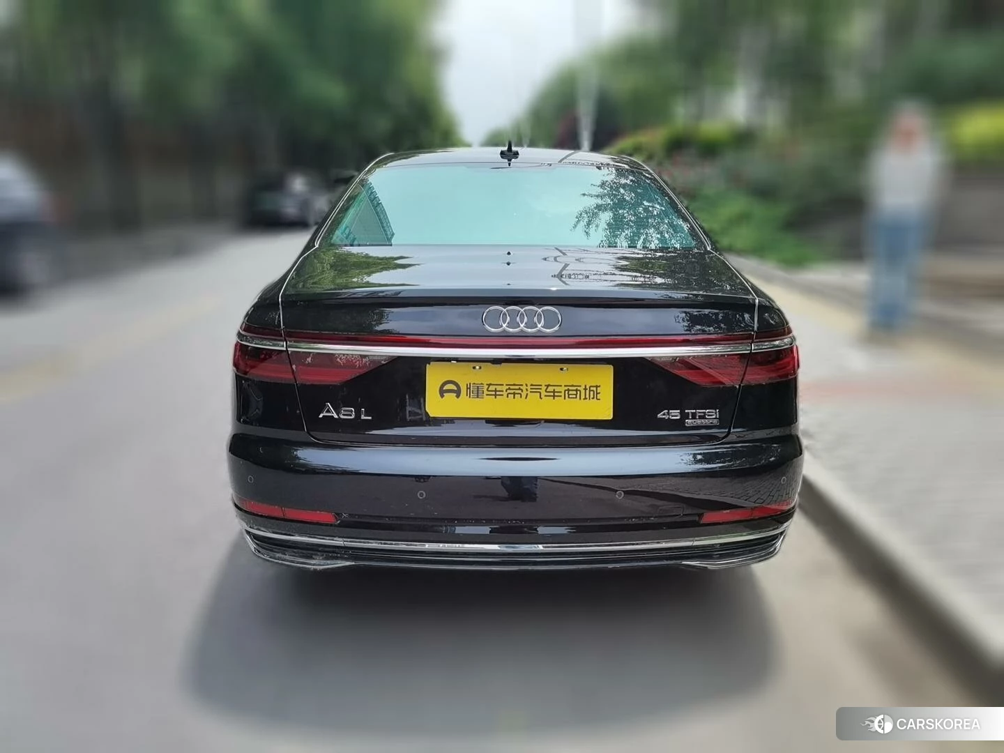 Audi A8 2024 Черный из Китая, фото 6