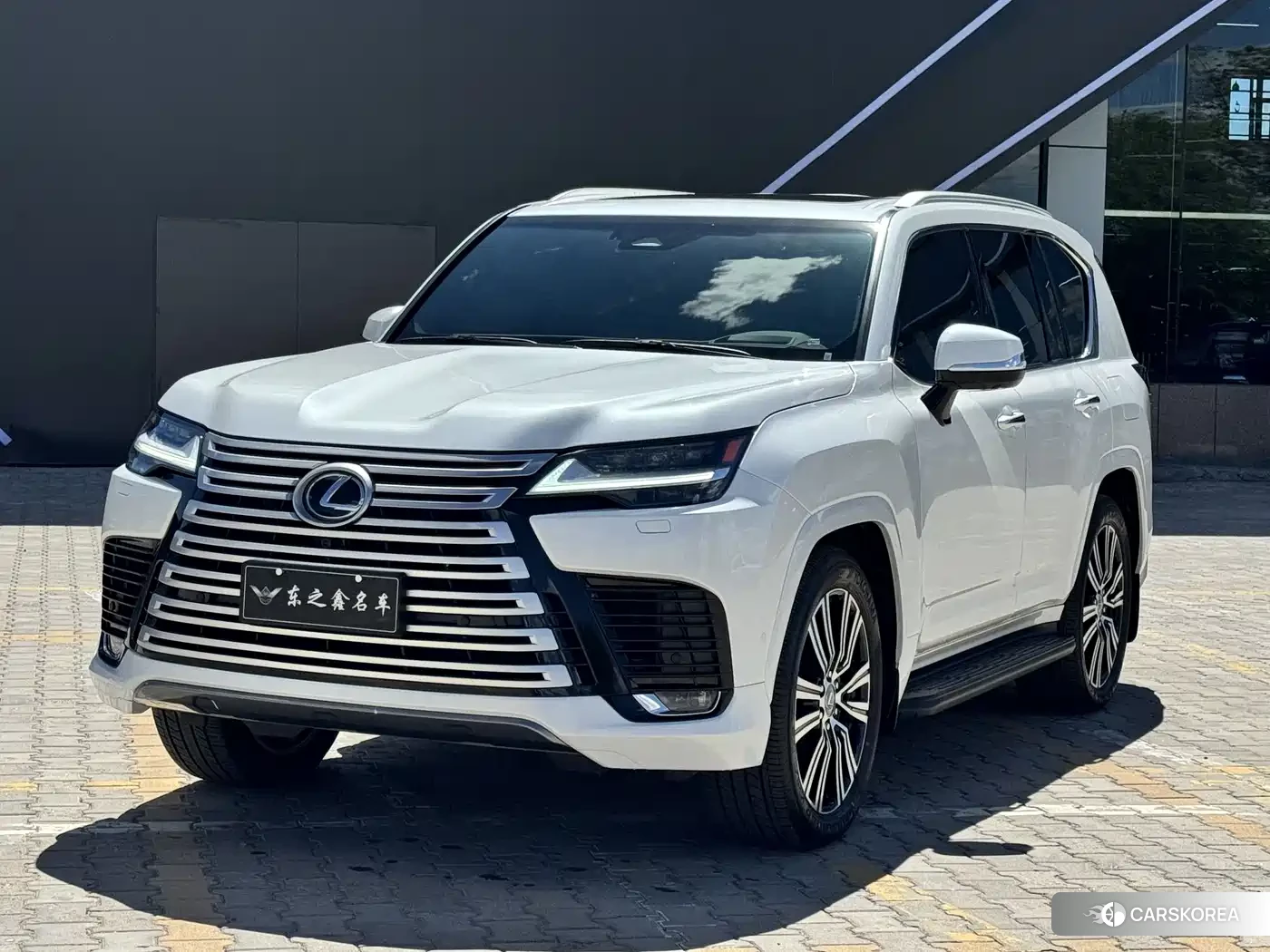 Lexus LX id 4514375 из Китая 10