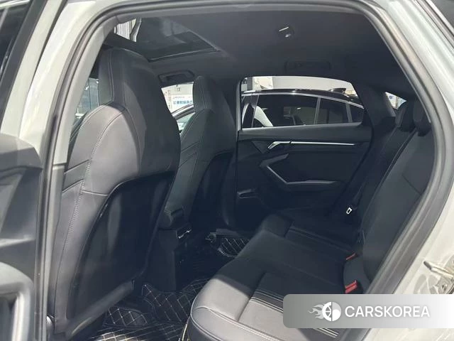 Audi A3 2023 Белый из Китая, фото 6