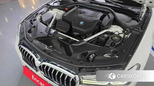 BMW 5 Series (G30) id 3839940 из Кореи 16