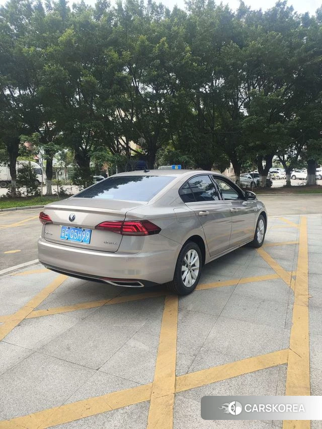 Volkswagen Bora id 4321366 из Китая 21