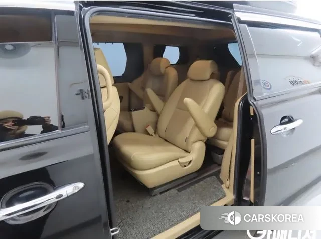 Kia The New Carnival id 3479922 из Кореи 15