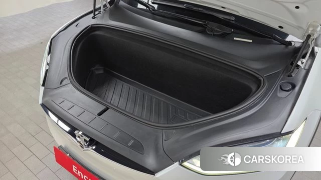 Tesla Model X id 4476573 из Кореи 27