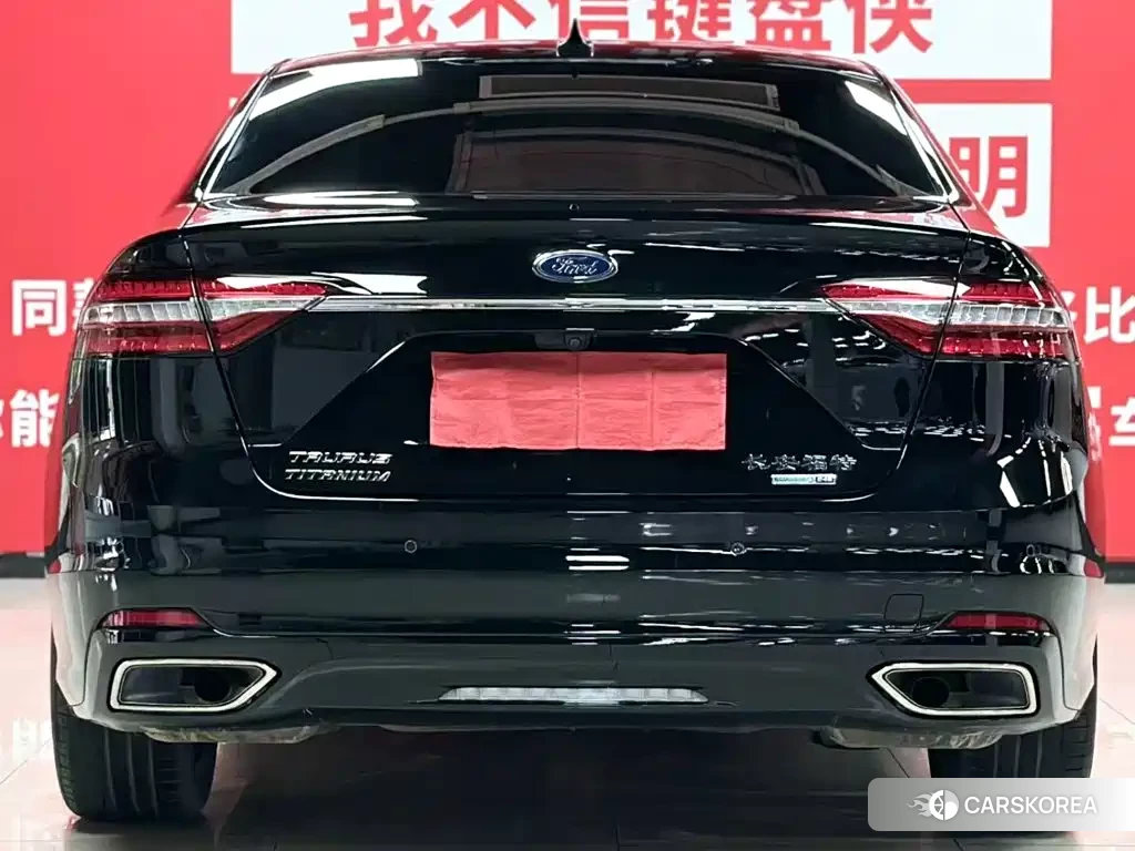 Ford Taurus 2022 Черный из Китая, фото 6