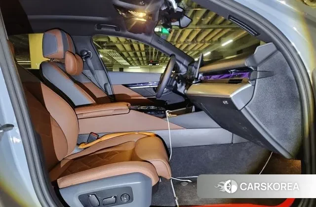 BMW 5 Series (G60) id 3732182 из Кореи 16