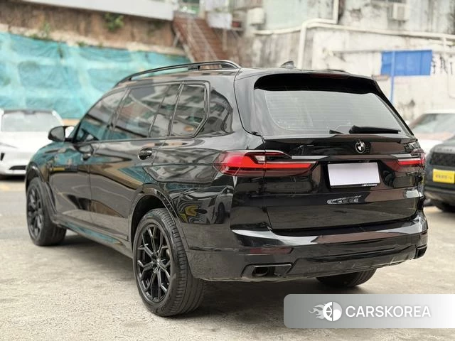 BMW X7 id 4253907 из Китая 9