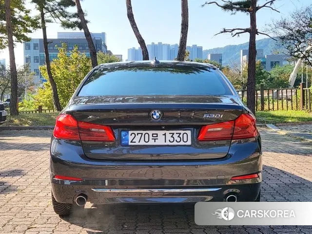 BMW 5 Series (G30) id 3302664 из Кореи 16