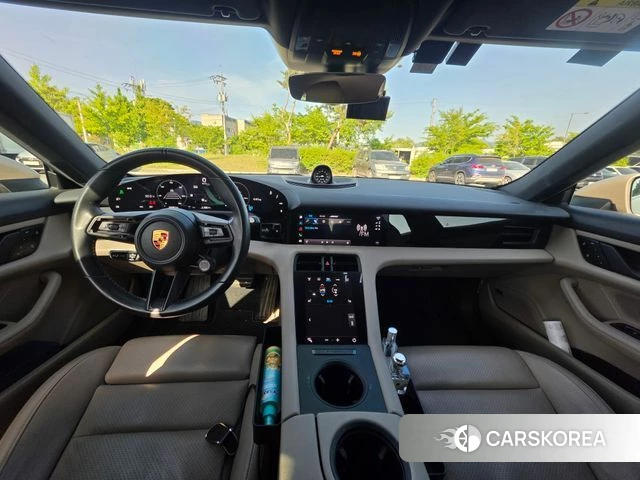 Porsche Taycan 2023 Песочный из Кореи, фото 6