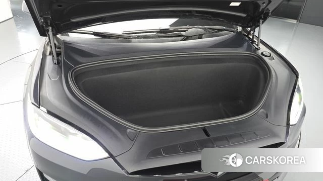 Tesla Model X id 4441457 из Кореи 16