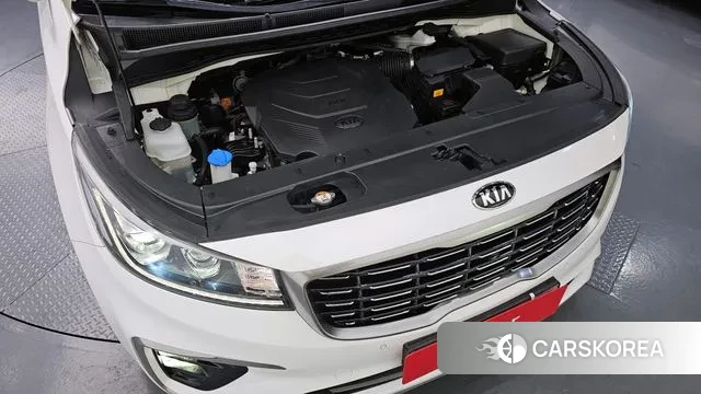 Kia The New Carnival id 3573861 из Кореи 16