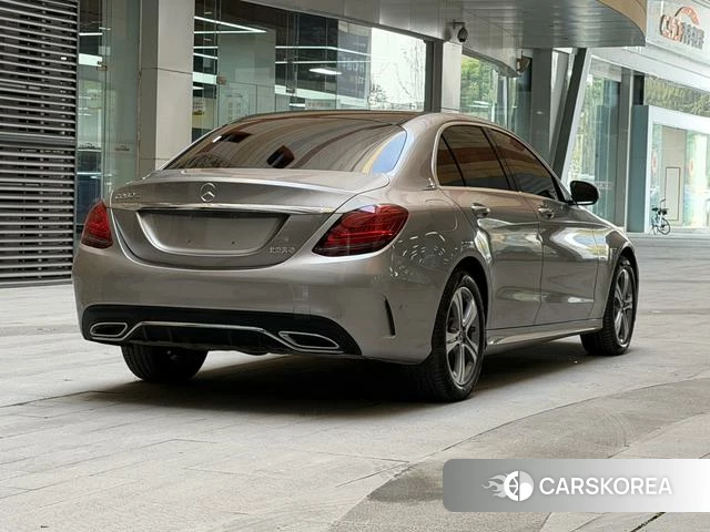 Mercedes-Benz Class C id 4348370 из Китая 14