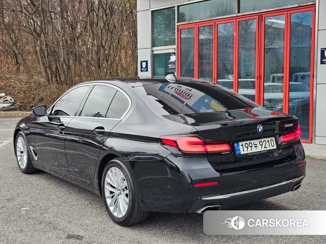 BMW 5 Series (G30) id 3508948 из Кореи 16