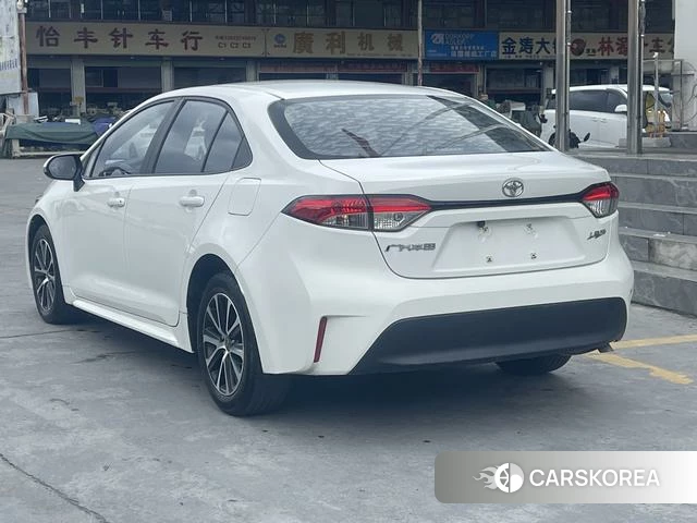 Toyota Corolla 2023 Белый из Китая, фото 6
