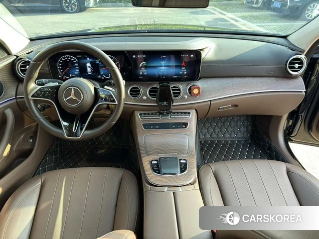 Mercedes-Benz E-class id 4276697 из Китая 11
