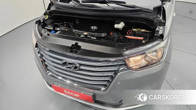 Hyundai The New Grand Starex id 4447085 из Кореи 16