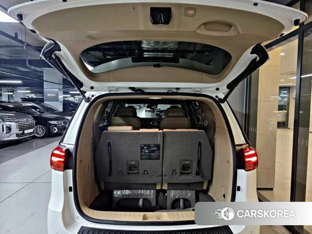 Kia The New Carnival id 4551216 из Кореи 16