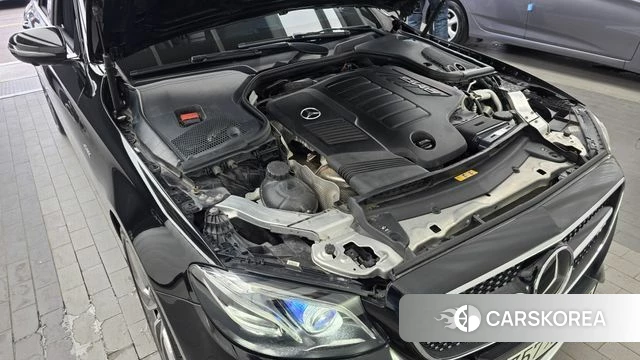Mercedes-Benz E-Class W213 id 4377556 из Кореи 32