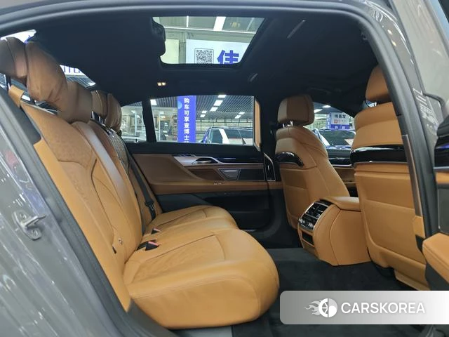 BMW 7 series id 4273615 из Китая 21