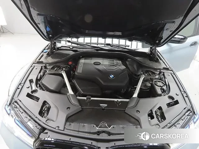 BMW 5 Series (G30) id 3711811 из Кореи 16