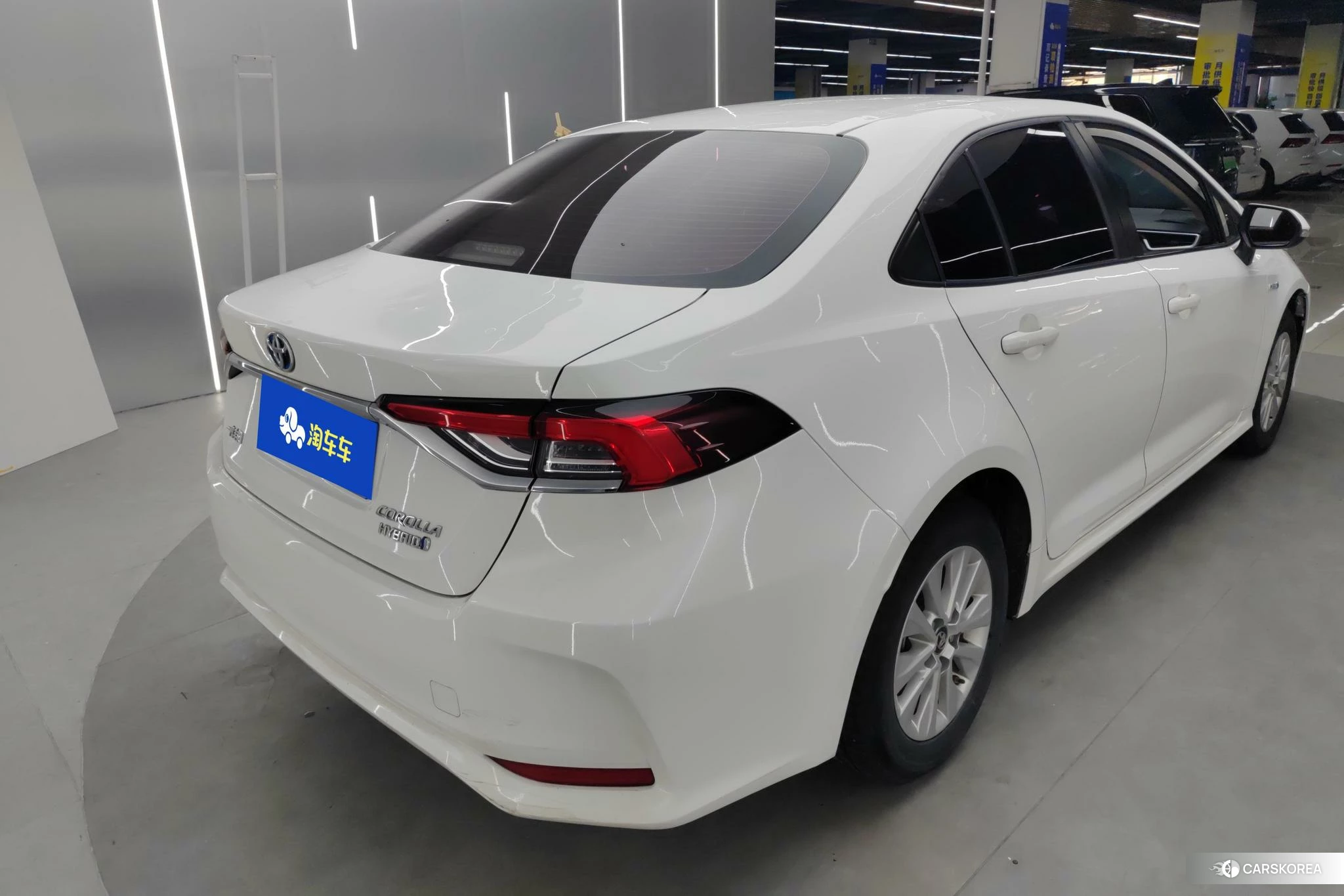 Toyota Corolla id 4510443 из Китая 13