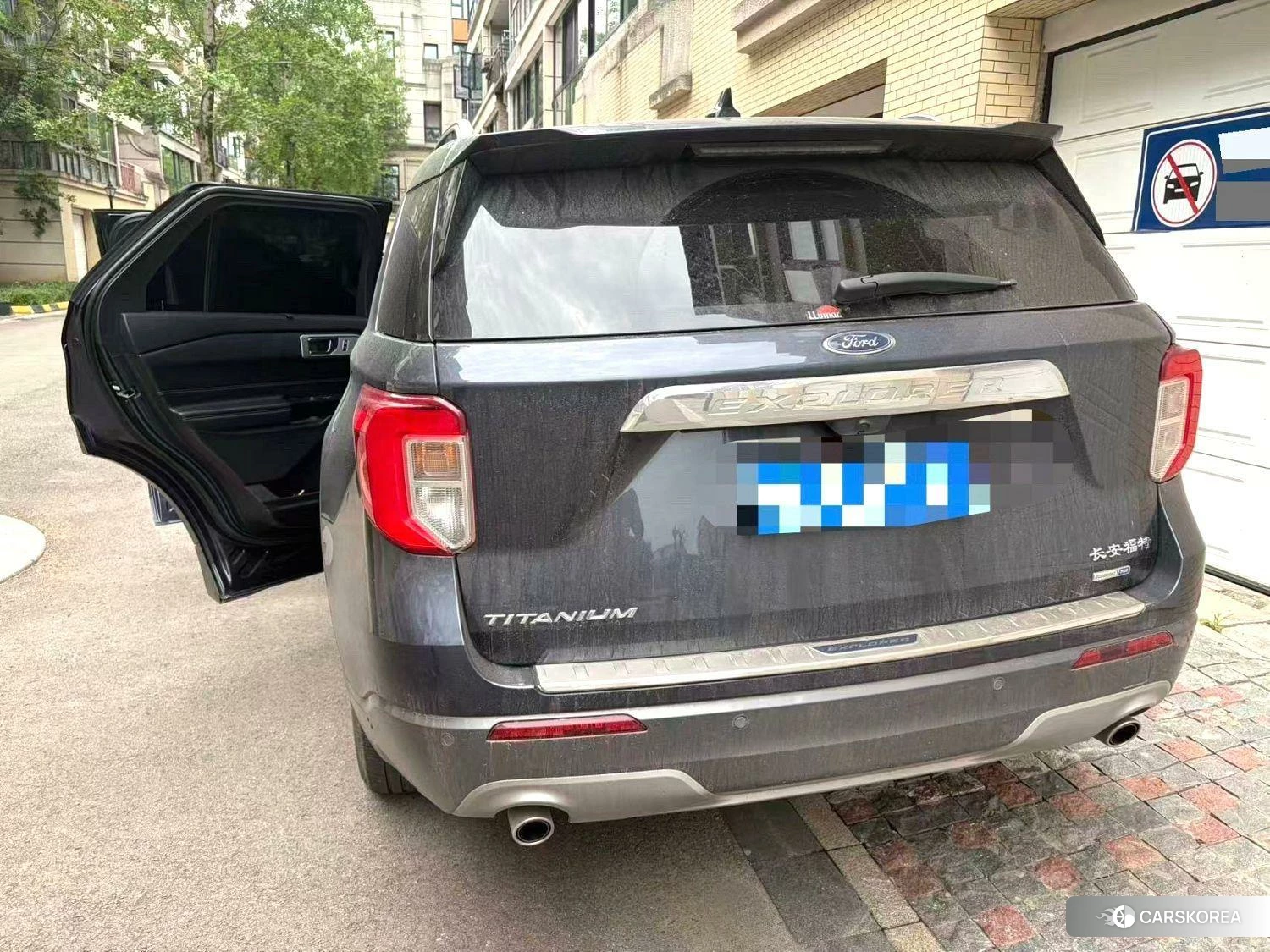 Ford Explorer 2020 Темно-серый из Китая, фото 6