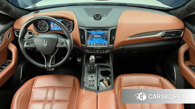 Maserati Levante id 4339406 из Кореи 31