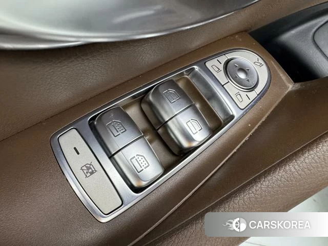 Mercedes-Benz E-class id 4258186 из Китая 24