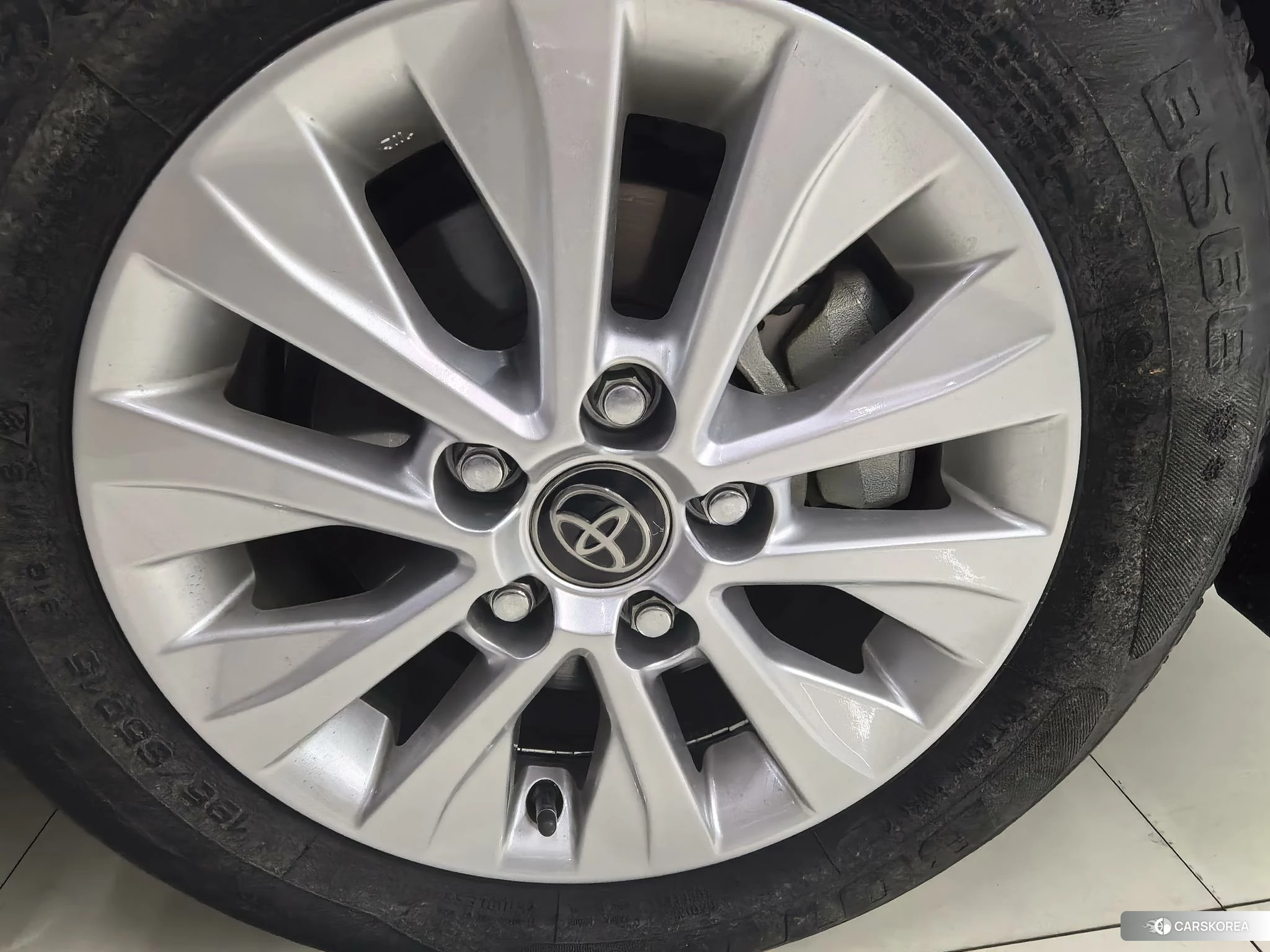 Toyota Corolla id 4513515 из Китая 23