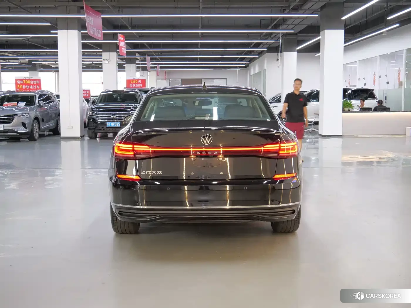 Volkswagen Passat id 4547275 из Китая 14
