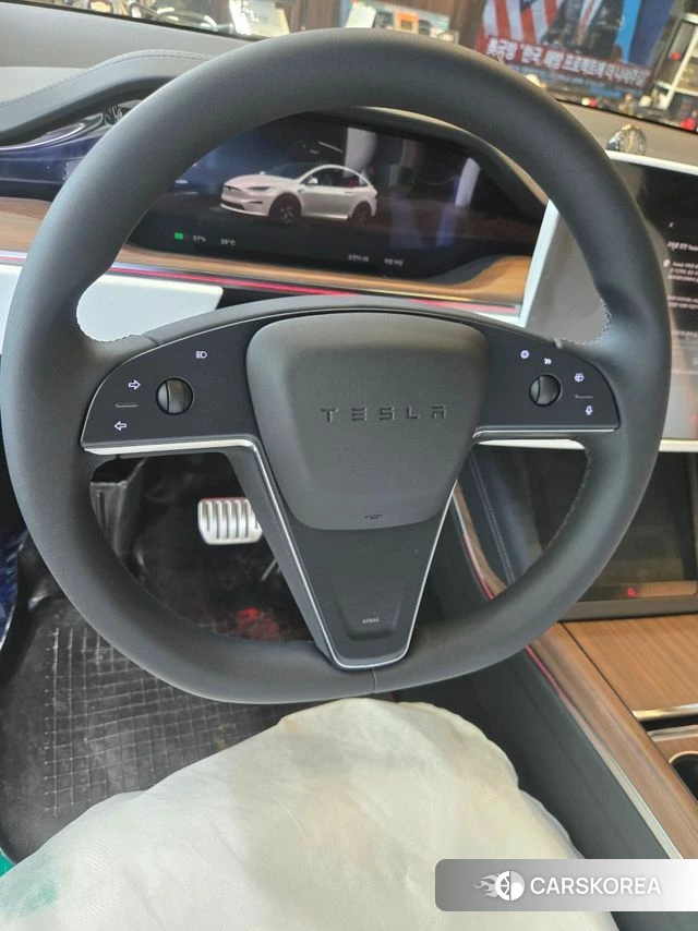 Tesla Model X id 4279409 из Кореи 12