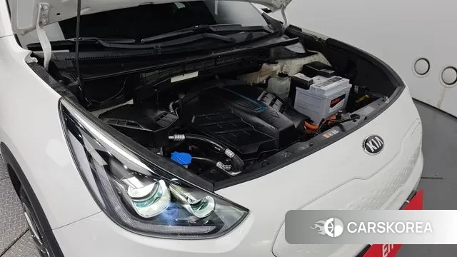 Kia Niro EV id 3188303 из Кореи 16