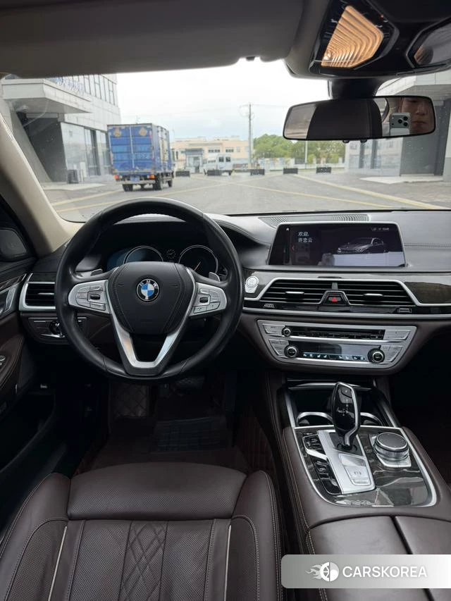 BMW 7 series 2018 Черный из Китая, фото 6