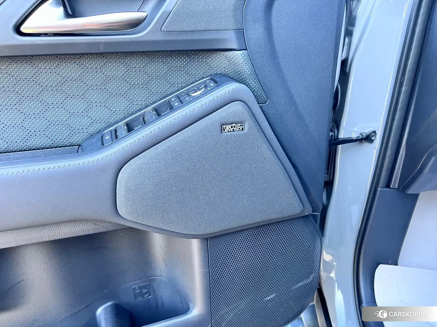Lexus GX id 4622586 из Китая 16
