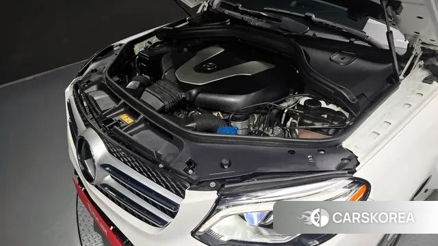 Mercedes-Benz GLE - Class W166 id 3622670 из Кореи 16