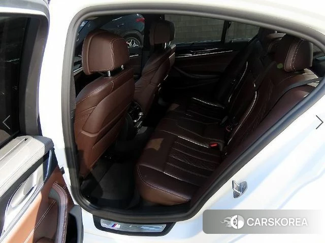 BMW 5 Series (G30) id 3899535 из Кореи 16