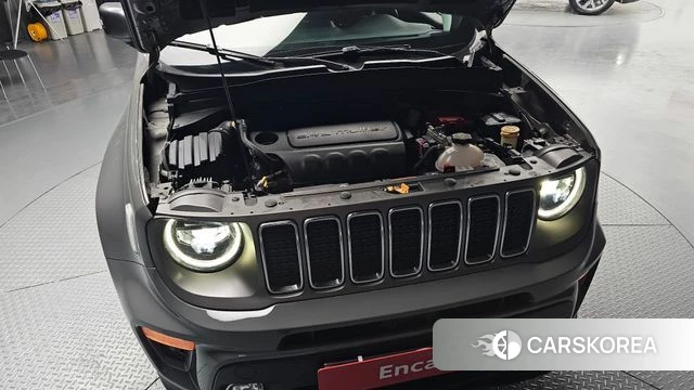 Jeep Renegade id 4196116 из Кореи 26