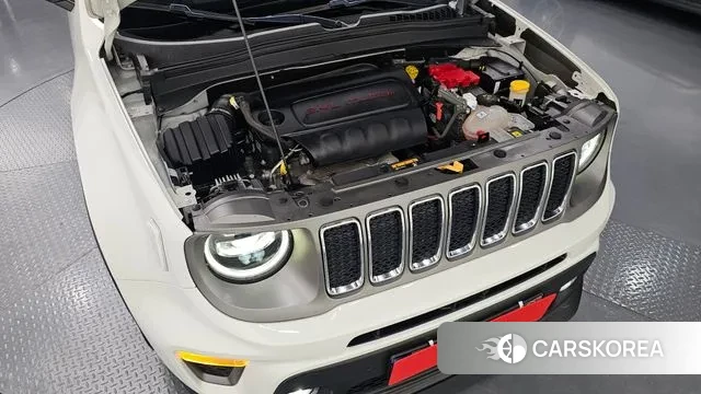 Jeep Renegade id 3187039 из Кореи 16