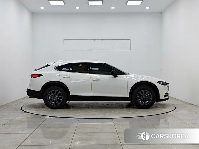 Mazda CX-4 id 4236502 из Китая 16