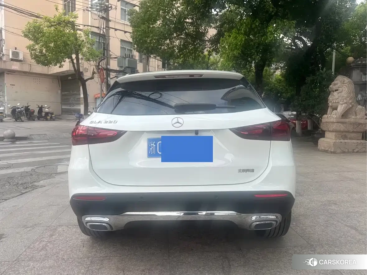 Mercedes-Benz GLA 2024 Белый из Китая, фото 6