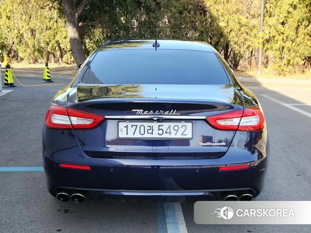 Maserati Quattroporte id 3900062 из Кореи 16
